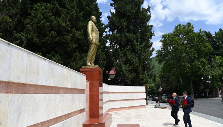 "Azərişıq" ASC-nin sədri Vüqar Əhmədov Qax və Zaqatala sakinləri ilə görüşüb
